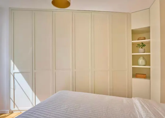 Beach - Kitchen - Wifi - Air Conditioning - Center - Tram